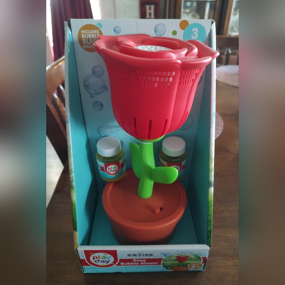 Rose Bubble Blower Toy - Red - Picture 2 of 3